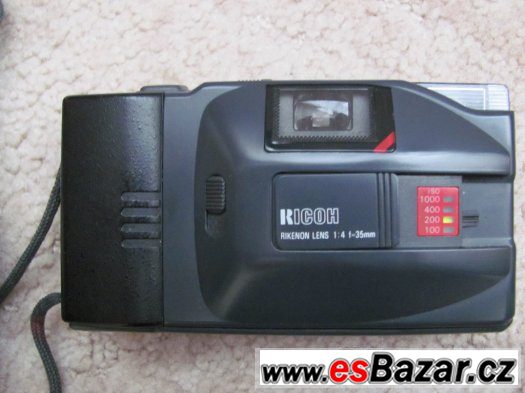 RETRO     FOTOAPARÁT       za     199,- kč – fotografie 1