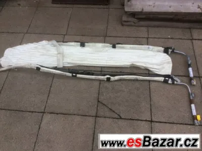 VW Golf V - stropni airbagy