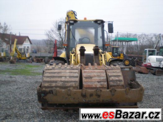 KOMATSU WB93S – fotografie 3