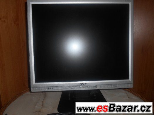 PC LCD monitor – fotografie 1