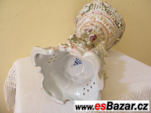 Porcelánový figurální nástolec vysoký 475mm – fotografie 2