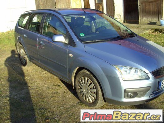Ford Focus Turnier 1.6 Ti-VCT Titanium – fotografie 4