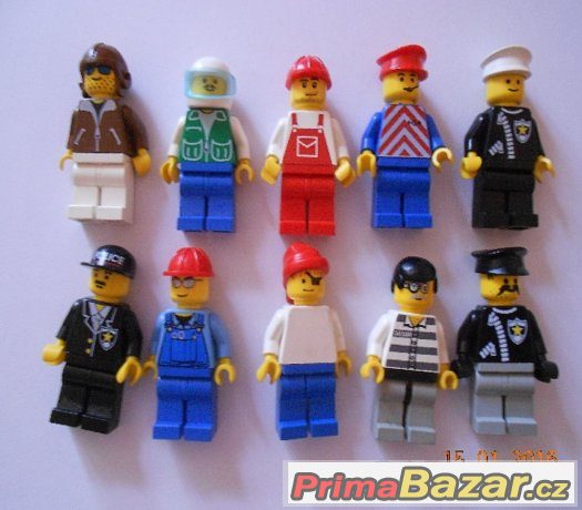 Lego klasik sada panáčků 10 ks – fotografie 1