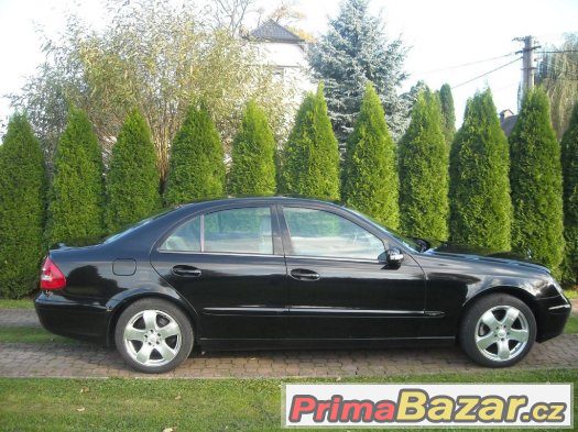 ZLEVNĚNO Mercedes Benz E220 CDI CLASSIC W211 R.v.2004 – fotografie 2