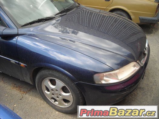 Opel Vectra B kombi 1.6 16v R.v 1999 – fotografie 1
