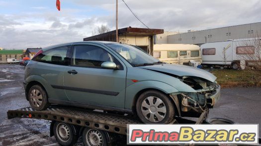 Ford Focus 1.8 16v celek na díly – fotografie 5