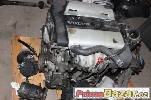 volvo v 40 motor – fotografie 1