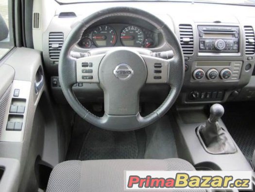 Nissan Navara od 2005 - manžeta řadící páky – fotografie 2