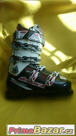Nordica SPEEDMACHINE 10, EU 44 zánovní přeskáče, (lyžáky) – fotografie 1