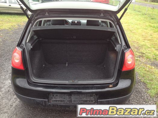 VW Golf V  1.6 FSI 85kW 6 st – fotografie 5