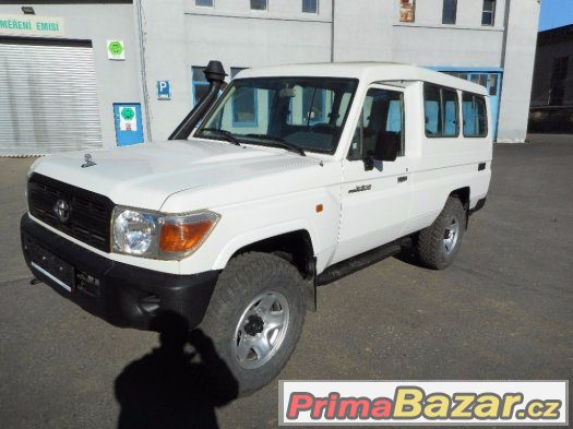 Prodám Toyota Land Cruiser HZJ 78 – fotografie 1