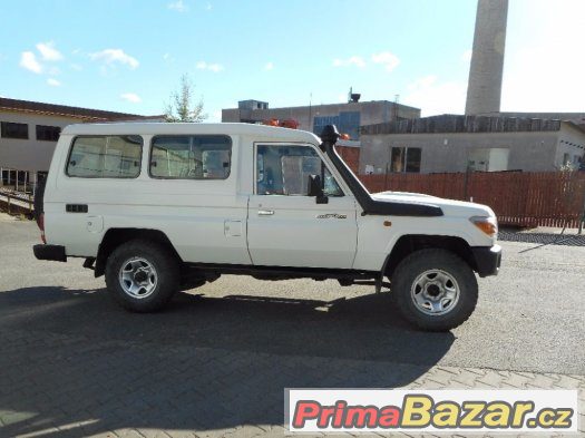 Prodám Toyota Land Cruiser HZJ 78 – fotografie 4