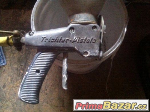 Pistol na nastřil – fotografie 2