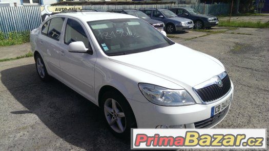Škoda Octavia II sedan – fotografie 2