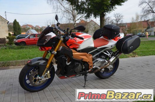 Aprilia Tuono Factory – fotografie 1