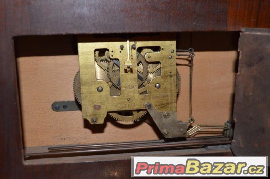 Krbové hodiny Kienzle – fotografie 3