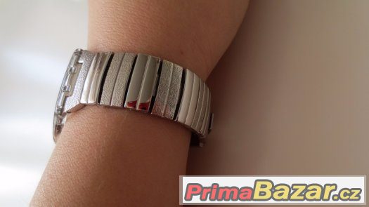 Prodám dámské hodiny Swatch – fotografie 5