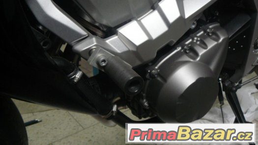 Padací protektory Kawasaki Z 750 – fotografie 1