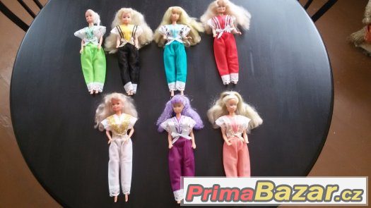 Kalhotový kostým na Barbie – fotografie 2