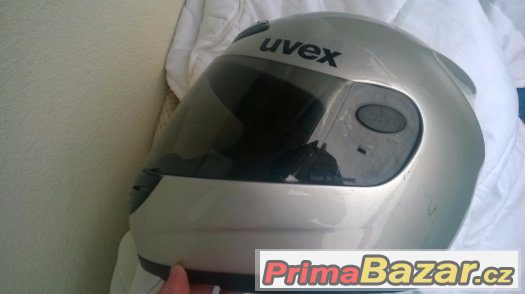 Dva roky jetá přilba UVEX GS.Viz foto.. – fotografie 4