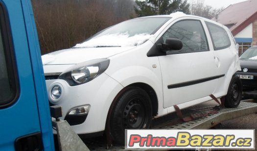 Renault Twingo 1,2i 55kW - rok 2012, najeto 23 000 km – fotografie 2
