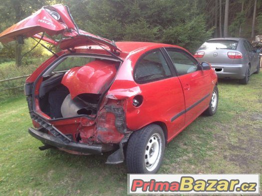 Seat Ibiza - 1,6 16V - 2007 verze Sport - Náhradní díly – fotografie 2