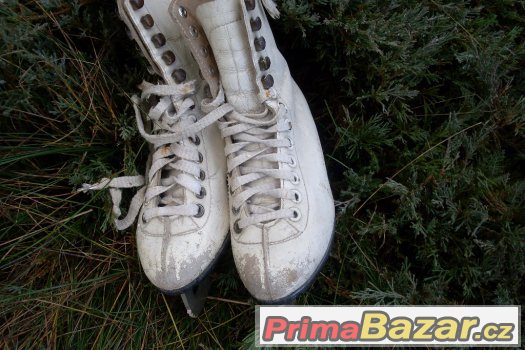 Dívčí brusle – fotografie 2