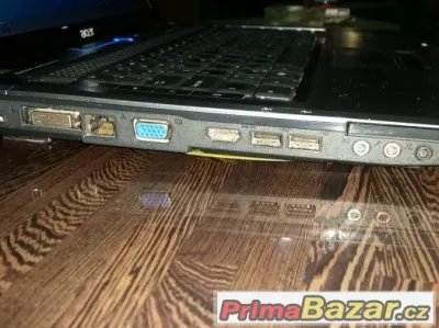 Acer eMachines E725