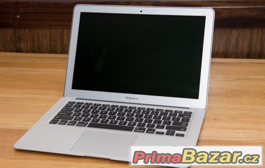 MacBook Air 13 rok 2015 – fotografie 1