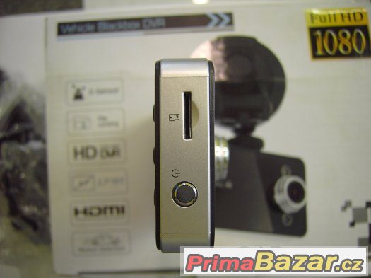 Kamera do auta Uwing K6000 – fotografie 4