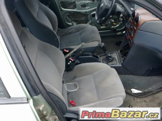 alfa romeo 146 - 1.4 i.e. 16V T.S. r.v 2000 – fotografie 5