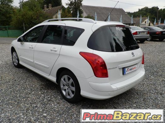 PEUGEOT 308 SW 1.6 HDI ČR, 1 MAJ. PANORÁMA 68 TIS.KM, – fotografie 2