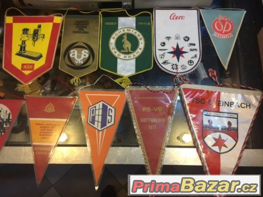 Prodám tuto vlaječku Bohemians ČKD Praha, podepsanou hráči.. – fotografie 5
