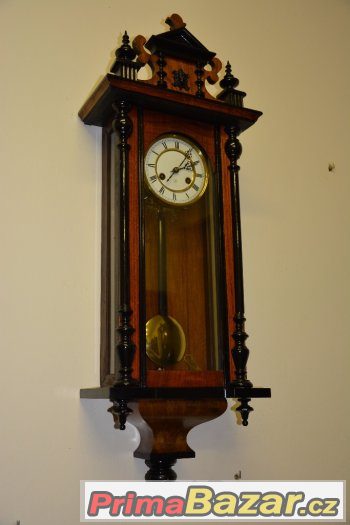 Starožitné řezbované hodiny Junghans, rok 1885 – fotografie 1