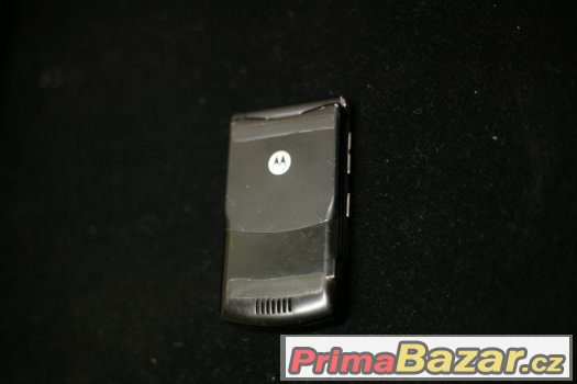Motorola Razr V3 – fotografie 3