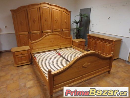 Masivní dřevěná kompletní ložnice selská. Medová barva. – fotografie 4