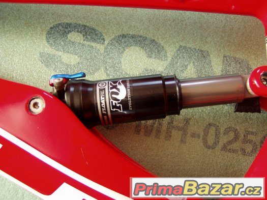 GT Force Carbon, vel M – fotografie 2