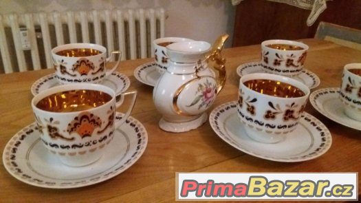 porcelánový servis – fotografie 1