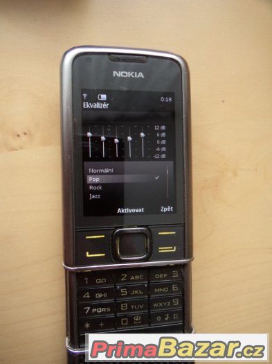 Nokia 8800 Carbon Arte – fotografie 3
