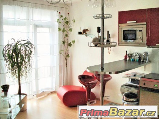 Pronájem bytu 1+kk, Praha 10 - Vršovice. – fotografie 1