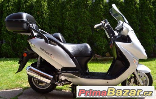Kymco Grand Dink 250 – fotografie 2