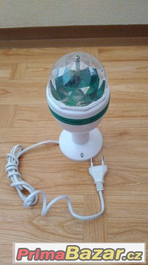 LED žiarovka s adaptérom – fotografie 4
