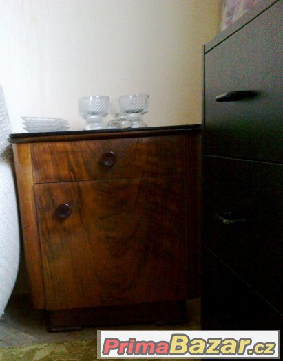 Dva noční stolky 53x53 cm, výška 56 cm – fotografie 4