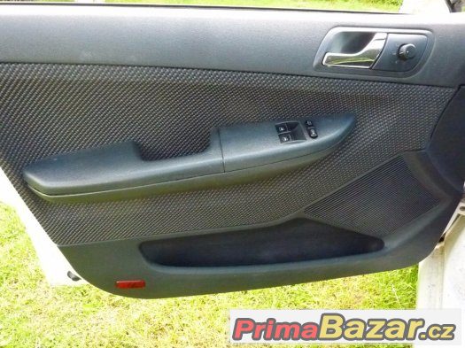 Škoda Fabia 1 - Tapecirunk (facelift) různé druhy – fotografie 2