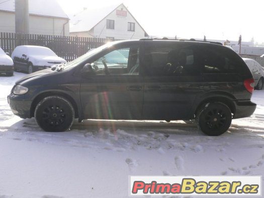 Chrysler Voyager 2,5 CRDi – fotografie 3