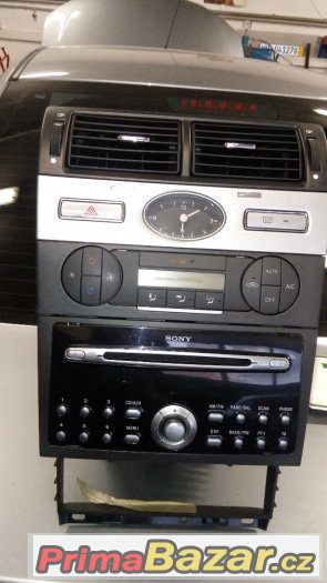 Autorádio SONY Ford Mondeo – fotografie 1