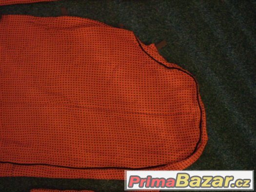 Lada 2101 originál starší potahy – fotografie 2