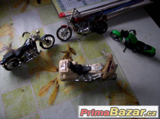 MODEL MOTO 1.18  PĚKNÉ ZACOVALÉ  HD – fotografie 5