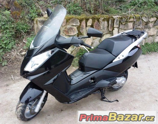 Peugeot Satelis 125 ccm / r.v.11/2006 (nejede jak má) – fotografie 3