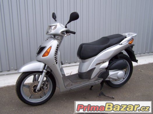 Honda SH 150 (2001) – fotografie 1